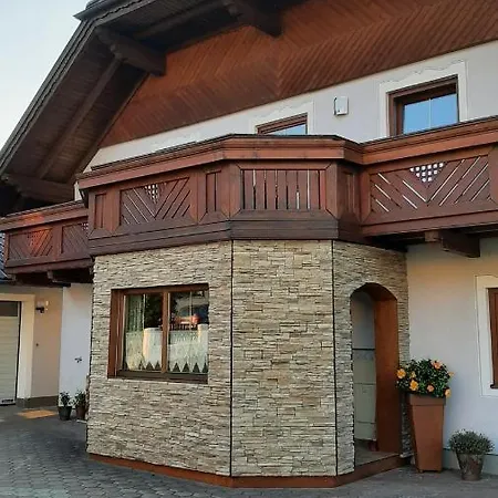 Neumann Fanning Apartment